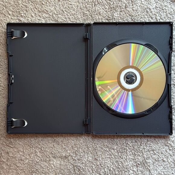 “Confidence” DVD! - Picture 4 of 6